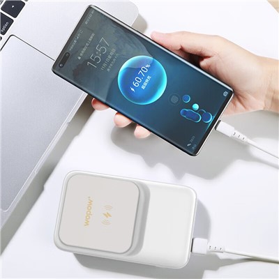 沃品（WOPOW） LW03 充電寶自帶雙線22.5w超級快充 數(shù)顯15w無線充迷你便攜移動電源 白色 10000mAh